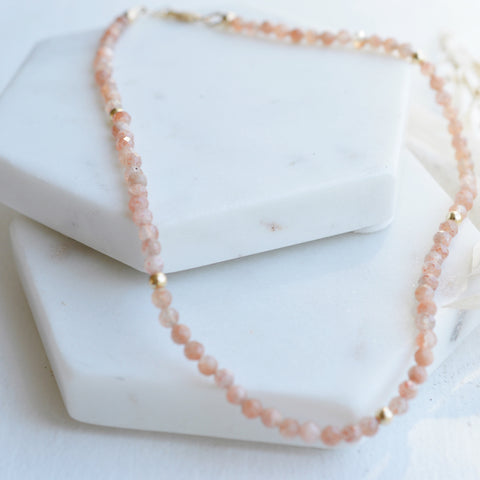 Gemstone Choker Necklace - Sunstone - Pink Moon Jewelry 
