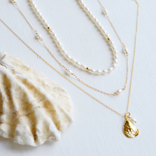 Shell Necklace- Gold - Pink Moon Jewelry 